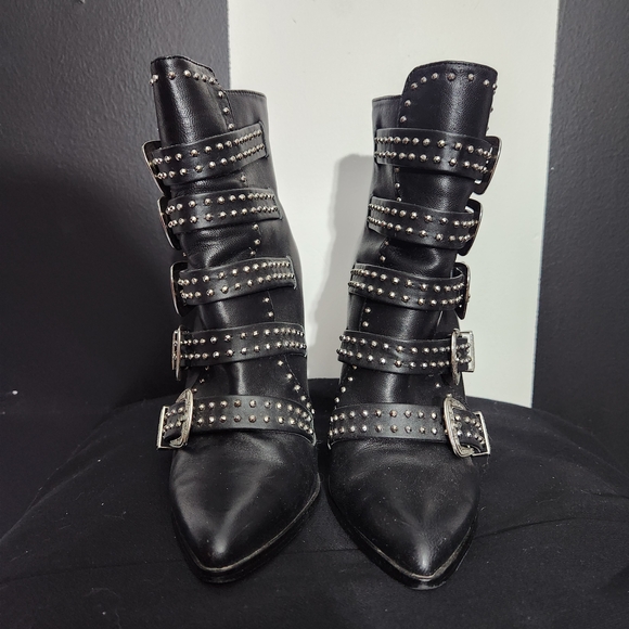 Steve Madden Black Multi-Buckle Heeled Boots - Picture 2 of 5